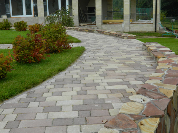 Мощение дорожек