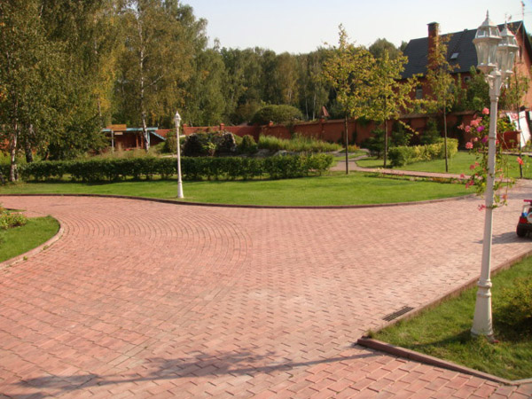 Мощение дорожек